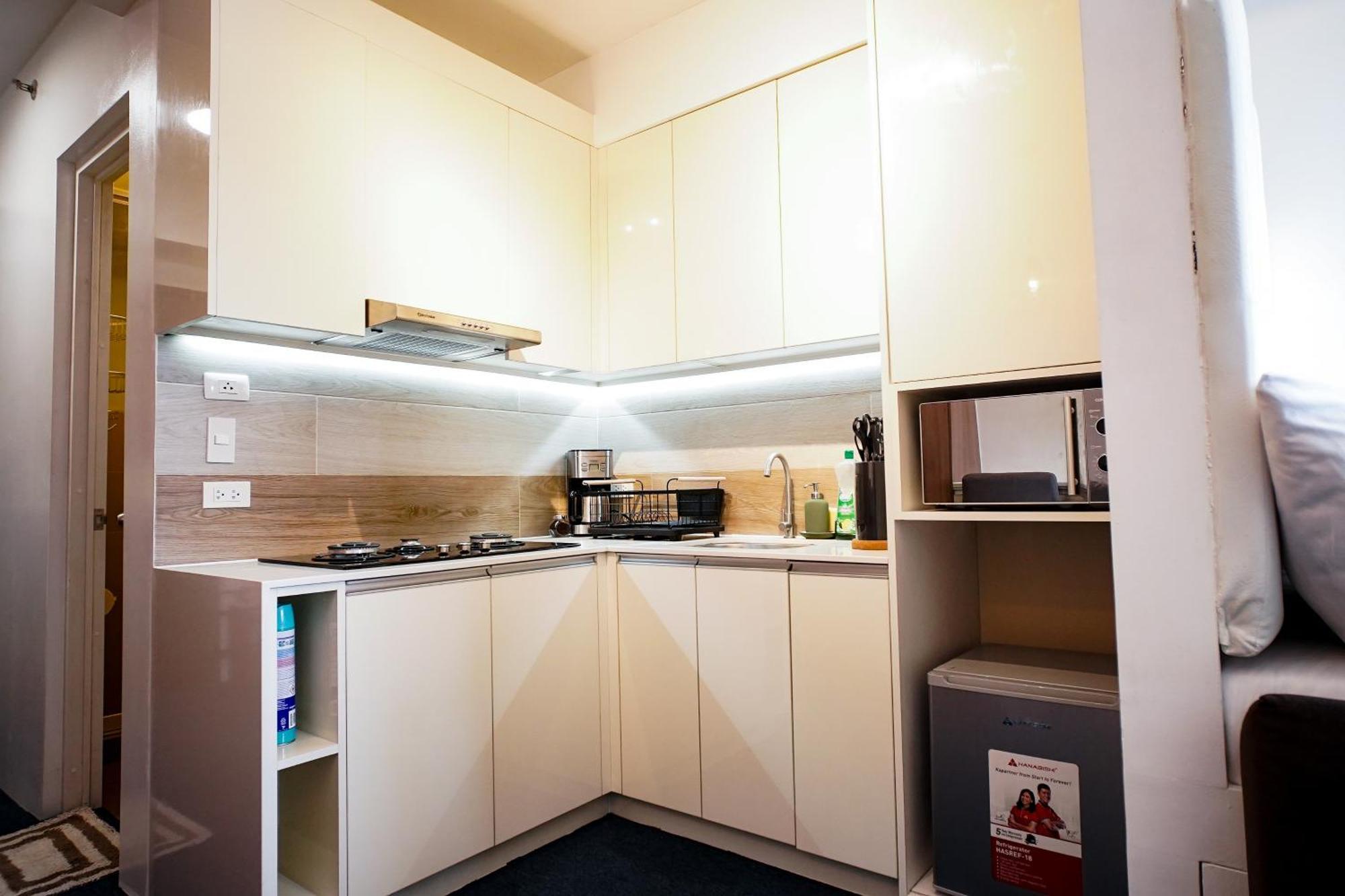 Modern Designed Studio Condo Near Ayala Centrio Cagayan de Oro Exteriör bild