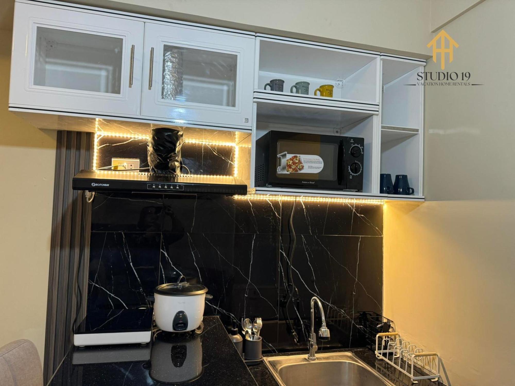 Modern Designed Studio Condo Near Ayala Centrio Cagayan de Oro Exteriör bild